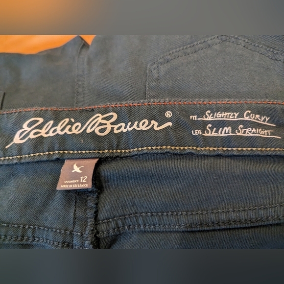 Eddie Bauer Slightly Curvy Slim Straight Pants, emerald green Size 12 - Picture 3 of 10